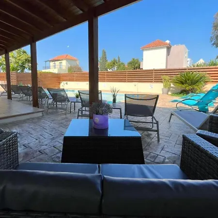 Tarracotta 4 Bedroom, Near Ayía Nápa