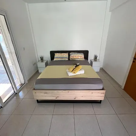 Tarracotta 4 Bedroom, Near * Ajía Nápa