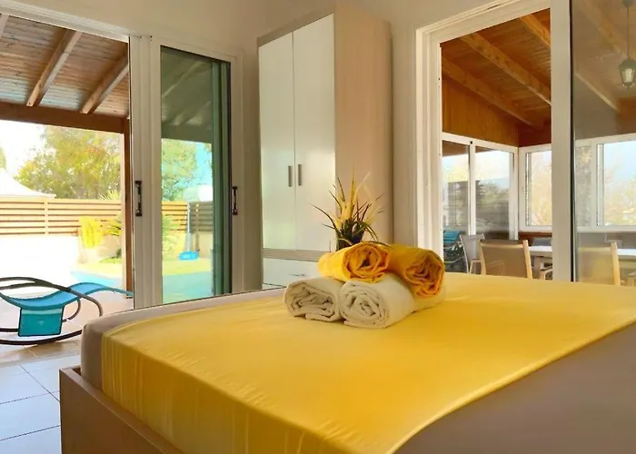 ヴィラ Tarracotta 4 Bedroom, Near アヤナパ