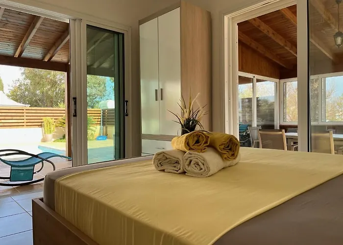 ヴィラ Tarracotta 4 Bedroom, Near *