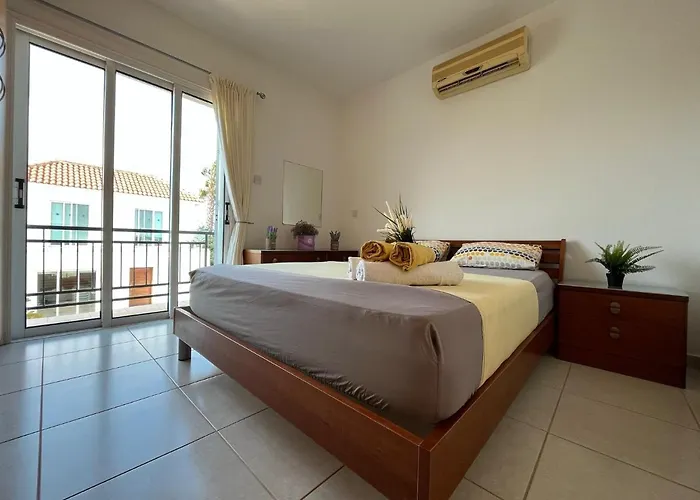 ヴィラ Tarracotta 4 Bedroom, Near